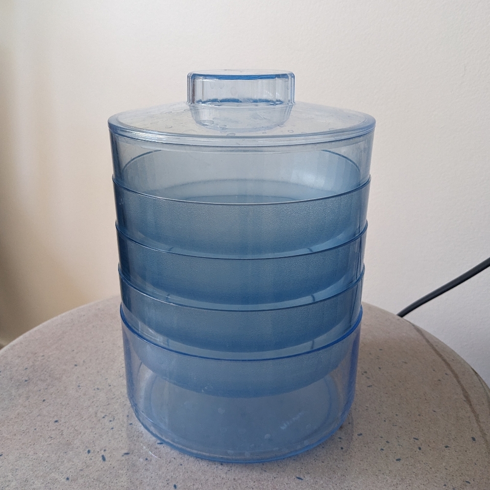 Clear blue Tupperware Bowl set